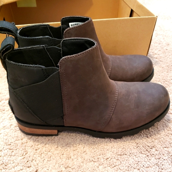 Sorel Shoes - Sorel Emilie Chelsea Blackened Brown